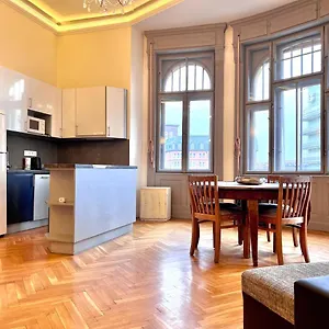 Apartman F14 By Small, Budapest