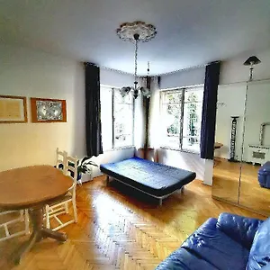 Apartman Romantic Studio In 12th District Close To Mom Park, Budapest
